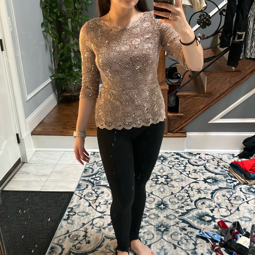 Shinny top